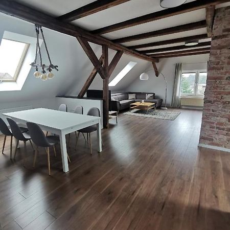 Fewo Rohleder De Mit 130M2 Und Garten Fuer 6Pers Mit 2 Bad Cottbus Buitenkant foto